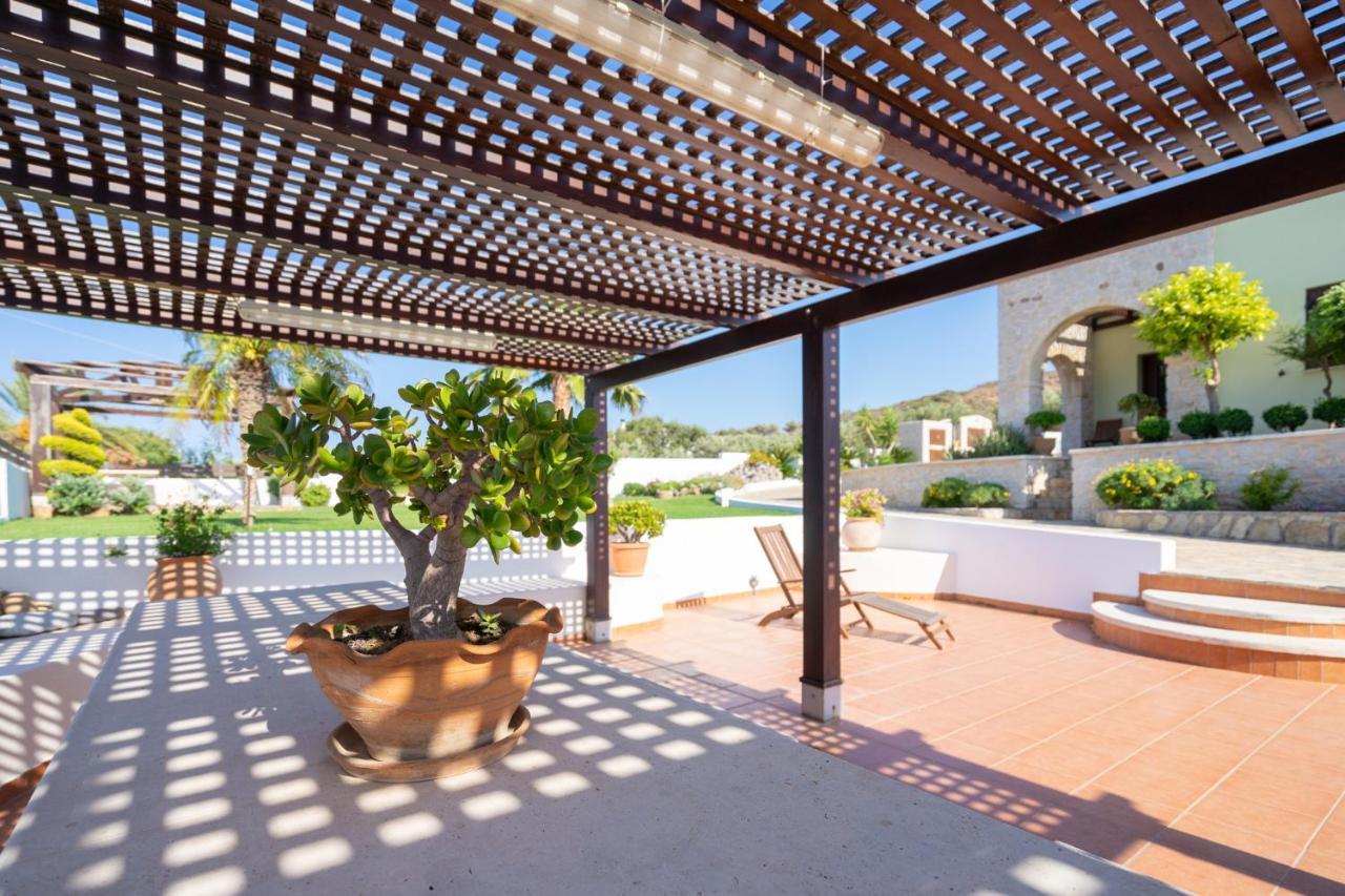 Georgia'S Apartments Kouremenos Beach Anevato Bagian luar foto